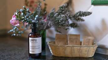 Welcomely - Su Niberu - Il Ginepro