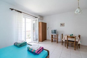 Apartments Boguvila - Studio With Terrace -