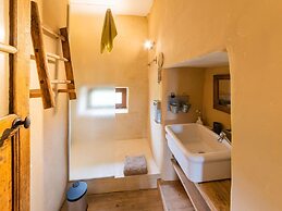 Tranquil Home in Tinlot