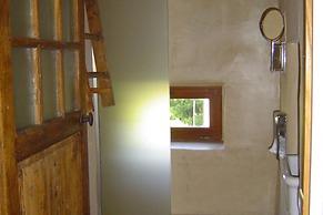 Tranquil Home in Tinlot