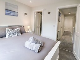 4 Railway Terrace