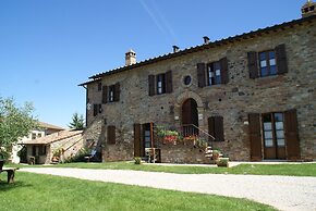 Holiday Home in Montone With Pool