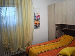 Large Heated Apartment Comfortable on the Slopes