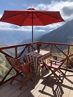 Alpaca Lodge