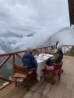 Alpaca Lodge