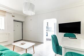 Comfortable Spacious Flat in Besiktas