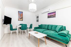 Comfortable Spacious Flat in Besiktas
