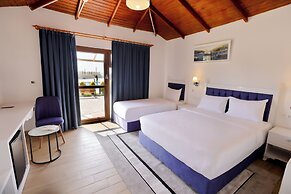 DEDEMAN VAN RESORT & AQUA