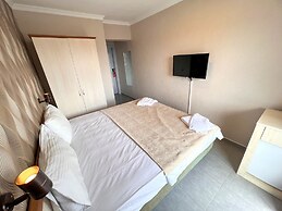 Saturn Hotel
