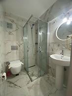 Saturn Hotel