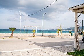 beach deluxe house