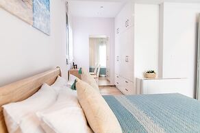 beach deluxe house