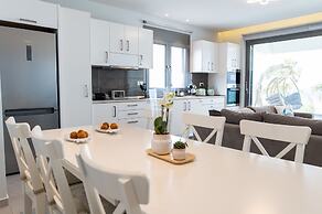 beach deluxe house
