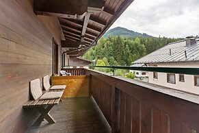 Studio in Saalbach Near Ski Slopes
