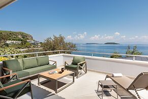 Hiddenbay Urla