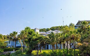 Hiddenbay Urla