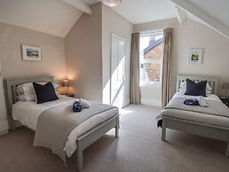 Spinnaker House