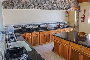 Seven Palms Villa