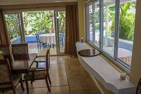Seven Palms Villa