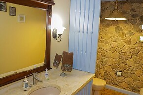Seven Palms Villa