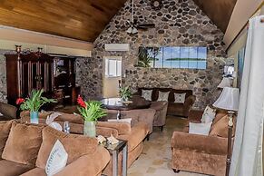 Seven Palms Villa