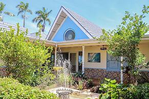 Seven Palms Villa