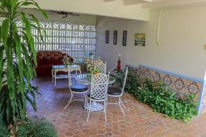 Seven Palms Villa
