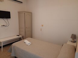 HOTEL RIOMAR