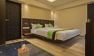 Treebo Pink City Grand