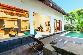 Alam Jepun Villa