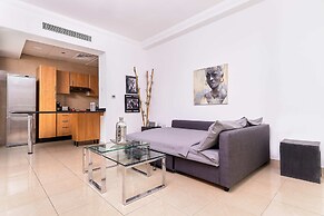 Cozy 1BR apartment Marina Crown