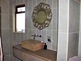Wetlands Game Lodge