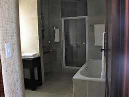 Wetlands Game Lodge