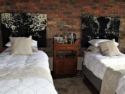 Wetlands Game Lodge