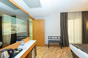 Freya Hotel