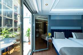 Freya Hotel