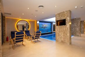 Freya Hotel