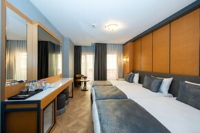 Freya Hotel