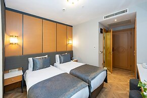 Freya Hotel