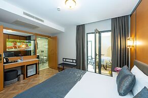 Freya Hotel