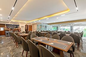 MERCY EMERALD HOTEL