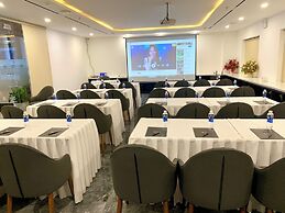 MERCY EMERALD HOTEL