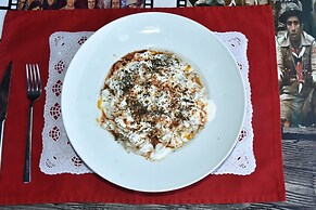 Sardunya Konak