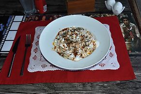 Sardunya Konak