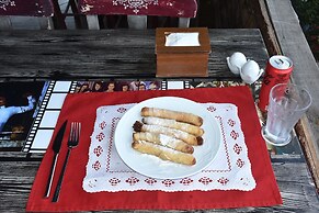 Sardunya Konak