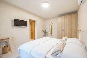 Loor Luxury Retreat