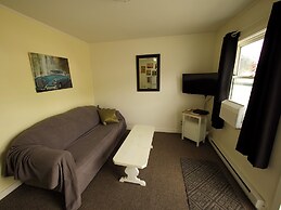 Creston Valley Motel
