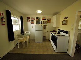 Creston Valley Motel