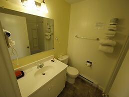 Creston Valley Motel