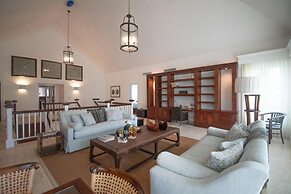 Ocean Front Luxury Villa in Golf and Beach Resort